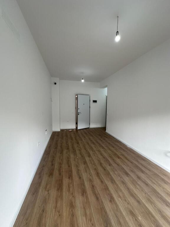 Shitet Apartament, OXA , zona e Freskut