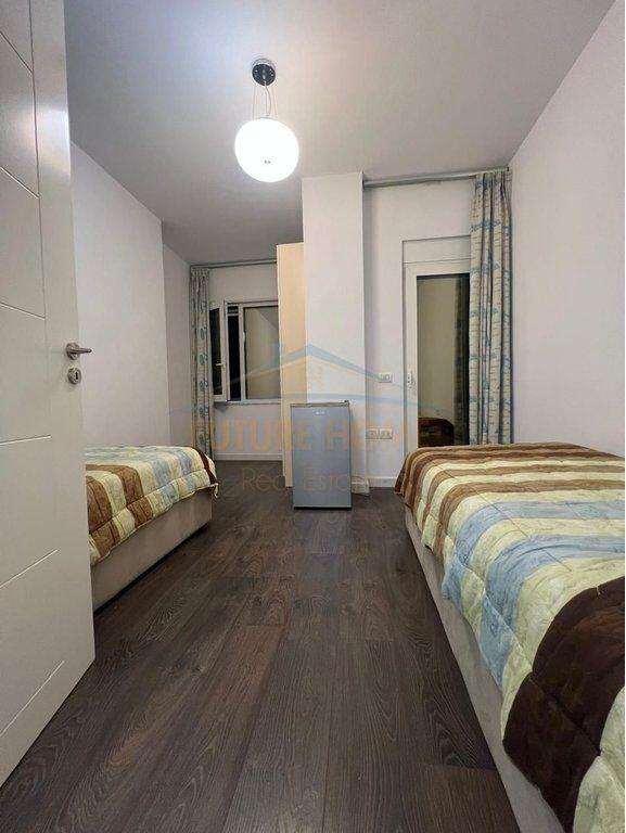 Shitet , Apartament 2+1+2 në Rrugën Teodor Keko, Prane Rrethit Astirit,Tirane