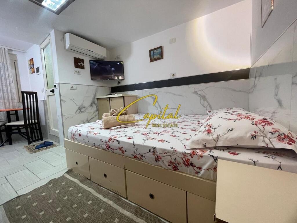 STUDIO FOR RENT 5 MAY 37,000 LEKE