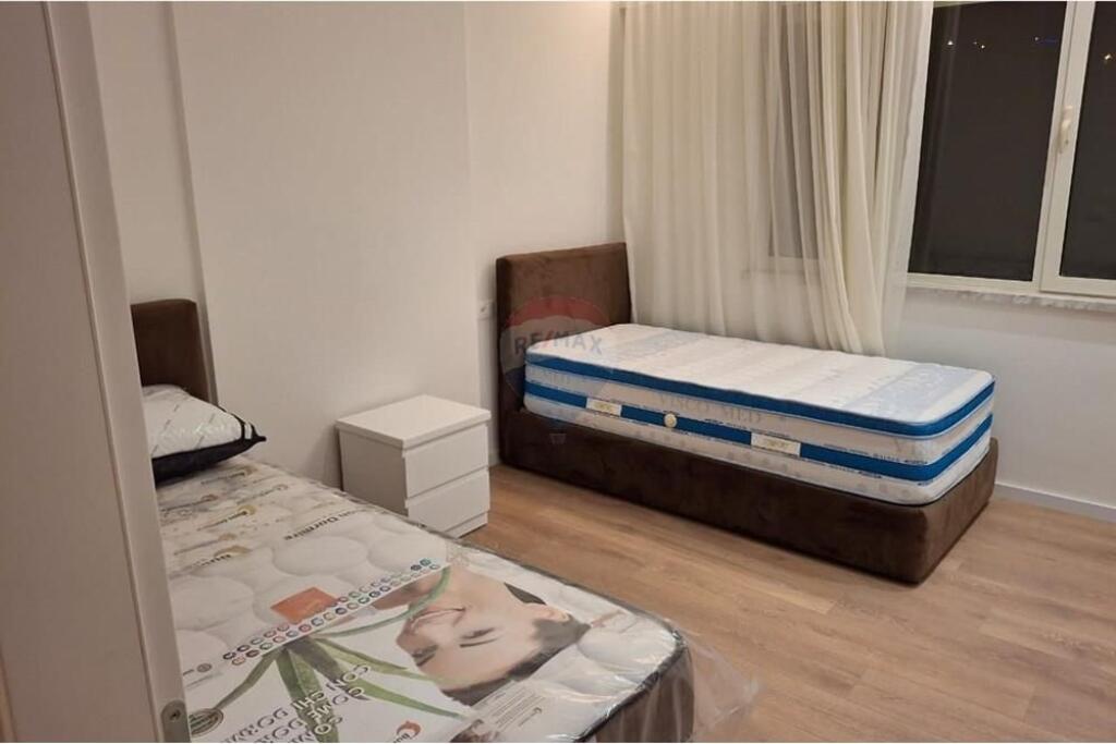 Apartament 3+1 me qira – Liqeni i Thatë