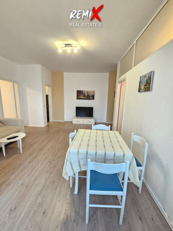 JEPET ME QERA APARTAMENT 2+1 PRANE RROTES SE KUQE, PLAZH DURRËS