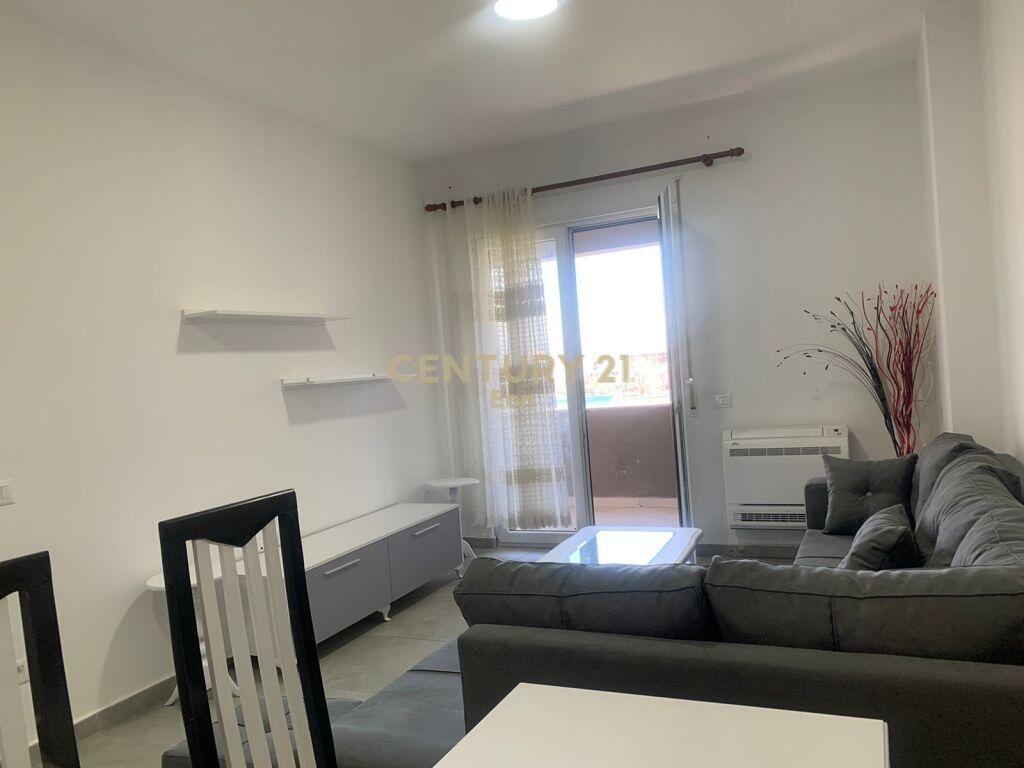 Appartamento 2+2 In Affitto a Stadio, Durazzo