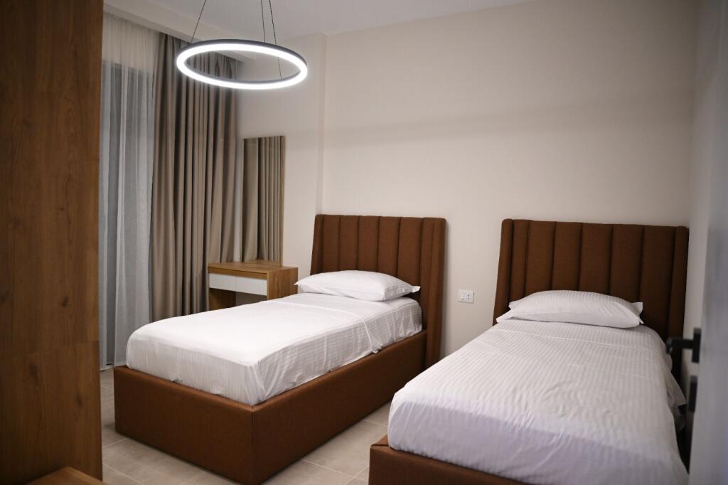 Apartament ne shitje 2+1 ne Kamez