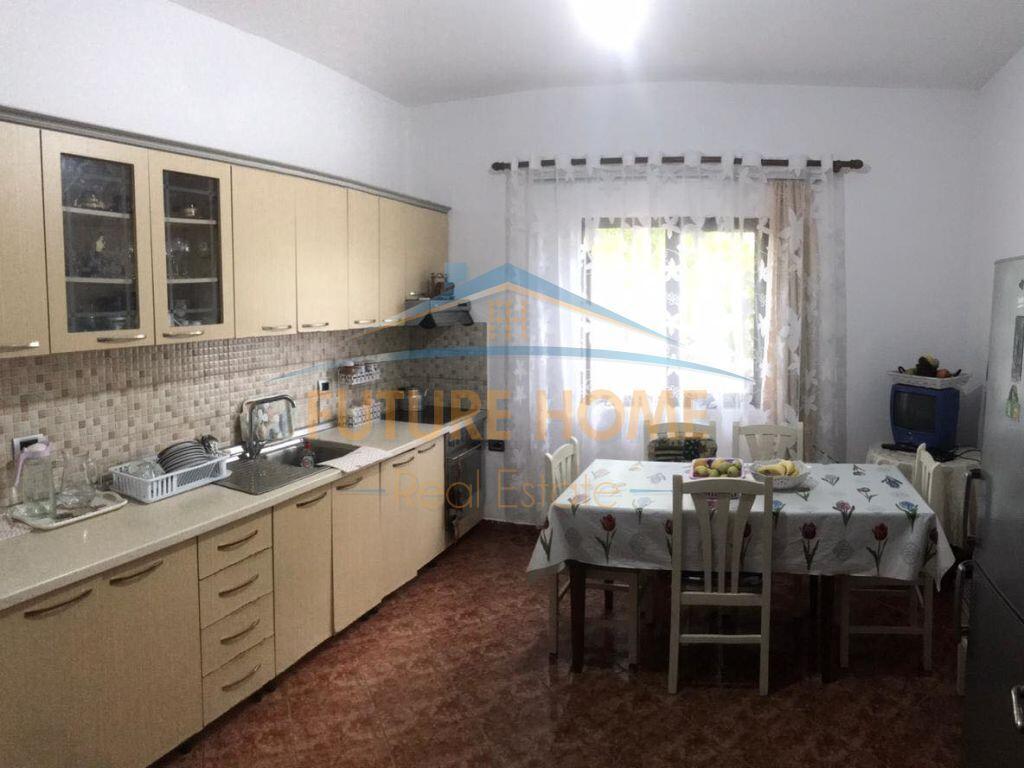 For sale, 2-storey villa in the Institute, Tirana