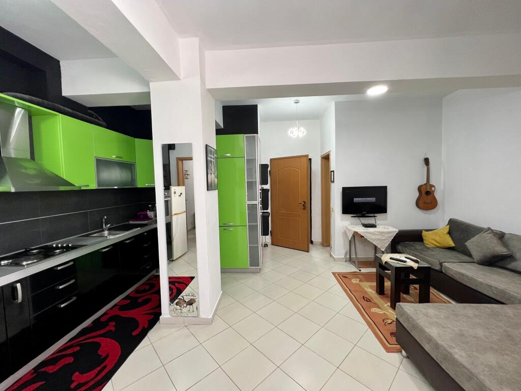 📣 QERA Apartament 1+1 📍 Perballe Kompleksit Delijorgji🛣️ Reuga e "Kavajes" ✨