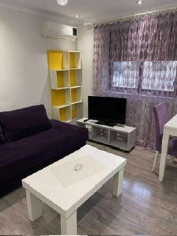 Super 2+ 1 in affitto vicino a Varri Bomi arredamento moderno