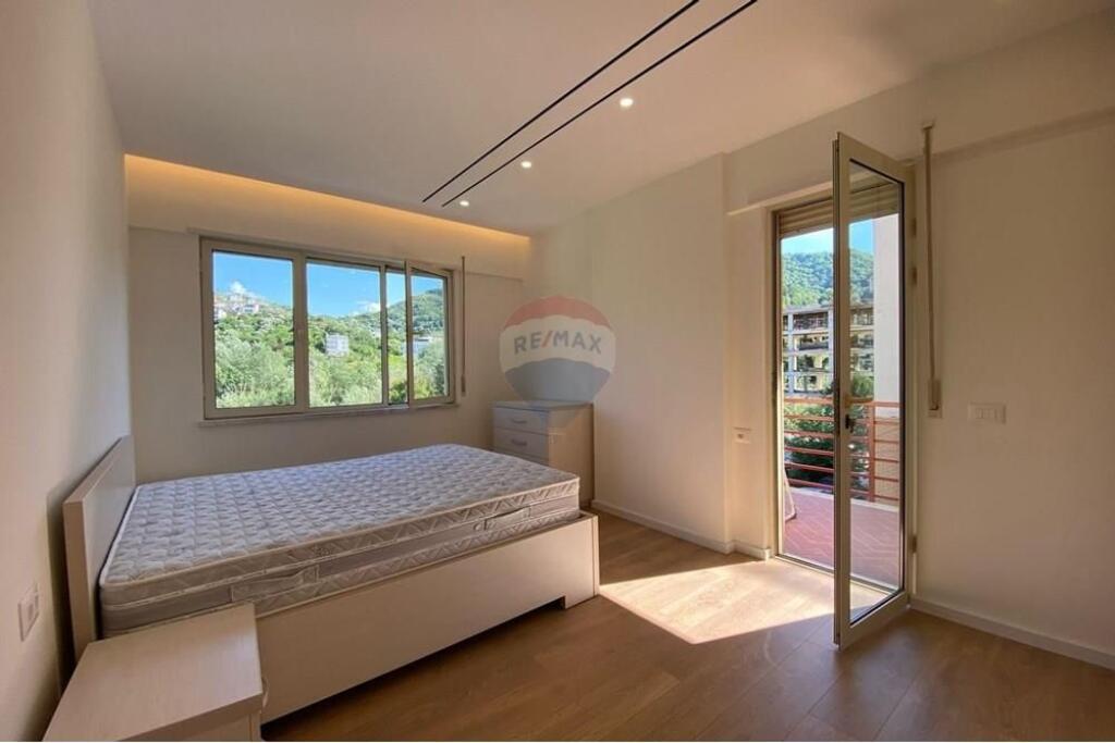Apartament 3+1 me qira – Liqeni i Thatë