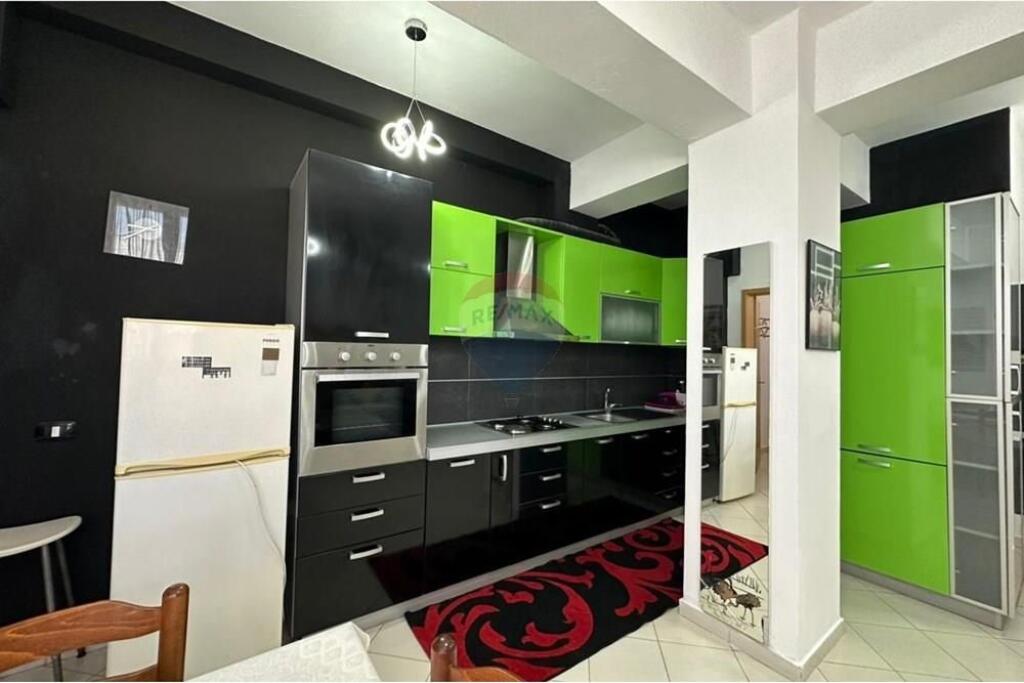 Appartamento 1+1 in affitto in Via Kavajes.