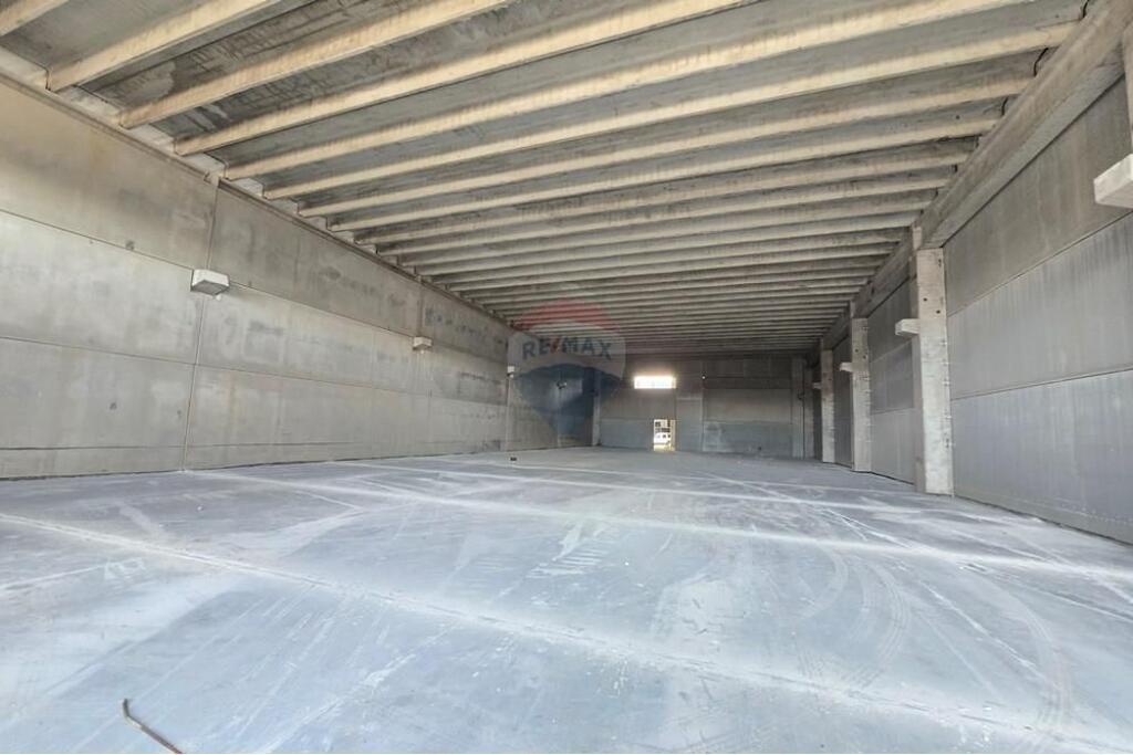 Affitto - Capannone 2700 m2