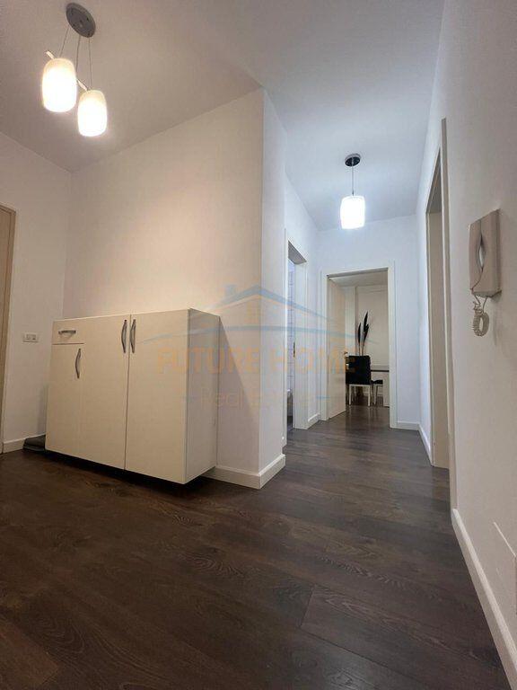 Shitet , Apartament 2+1+2 në Rrugën Teodor Keko, Prane Rrethit Astirit,Tirane