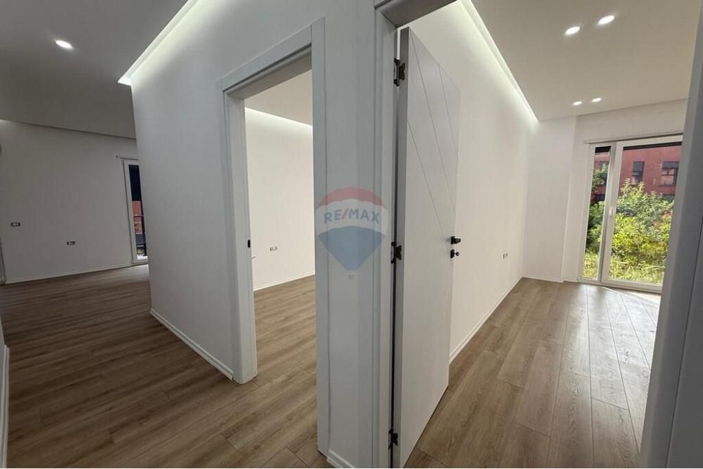Apartment 2+1+ yard for sale TEG-u