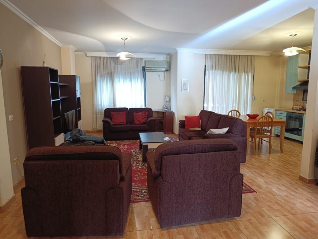 Apartment 2+1, Kavaja Street!