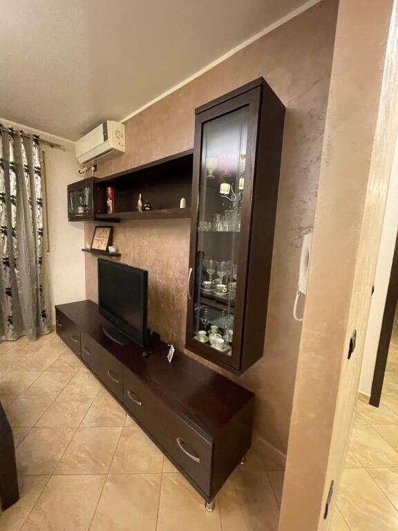 2+1 Apartment for rent in Xhamllik!