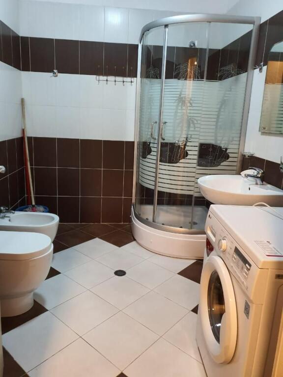 Jepet me qera apartment 2+1, Delijorgji