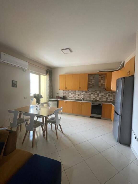 Jepet me qera apartment 2+1, Delijorgji