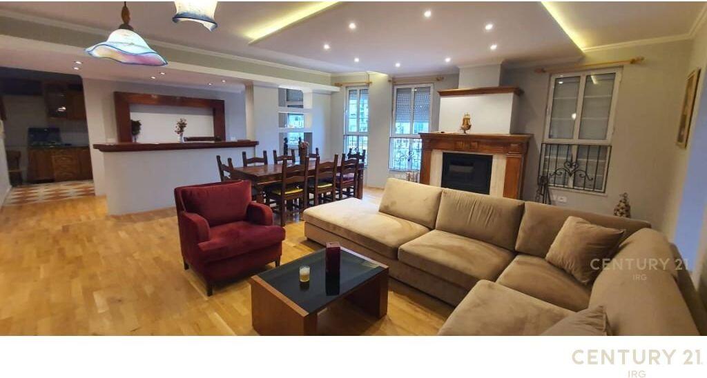 Appartamento 3+1+2 nel Centro di Tirana! 550,000 €