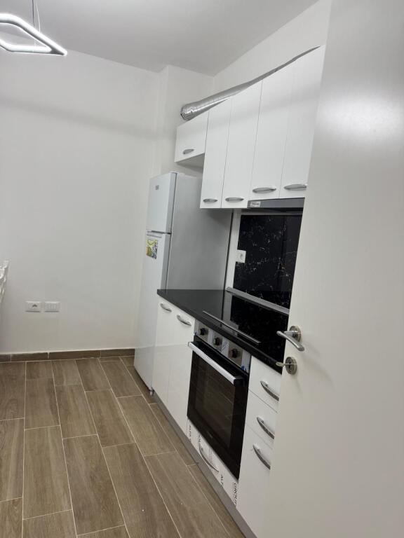 🏠 Jepet me Qera Super Apartament 2+1 ne 5 Maji