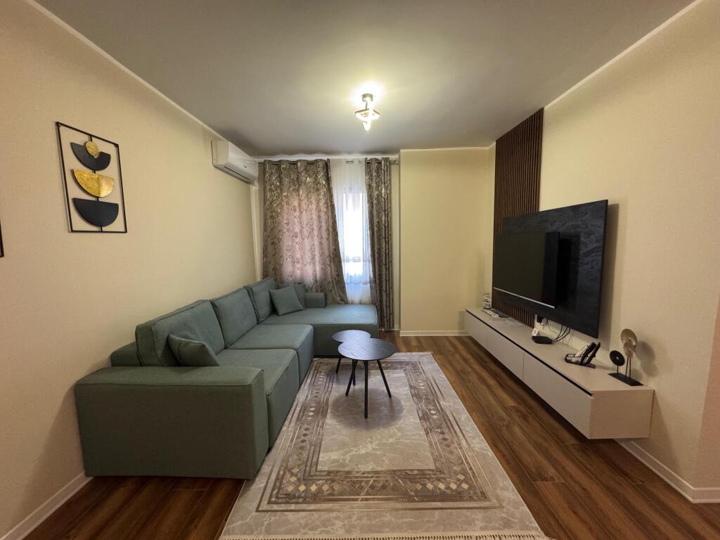 Shitet Apartament 2+1