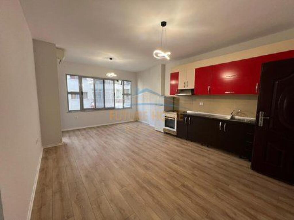 In vendita, Appartamento 2+1, Yzberisht, Tirana