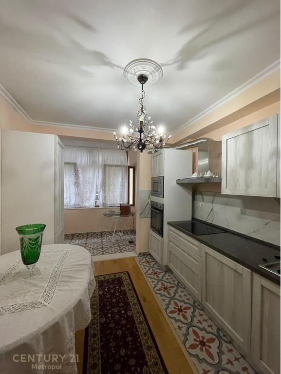 Apartament 2+1 me Qira pranë Qendres! 1,200 € /Muaj
