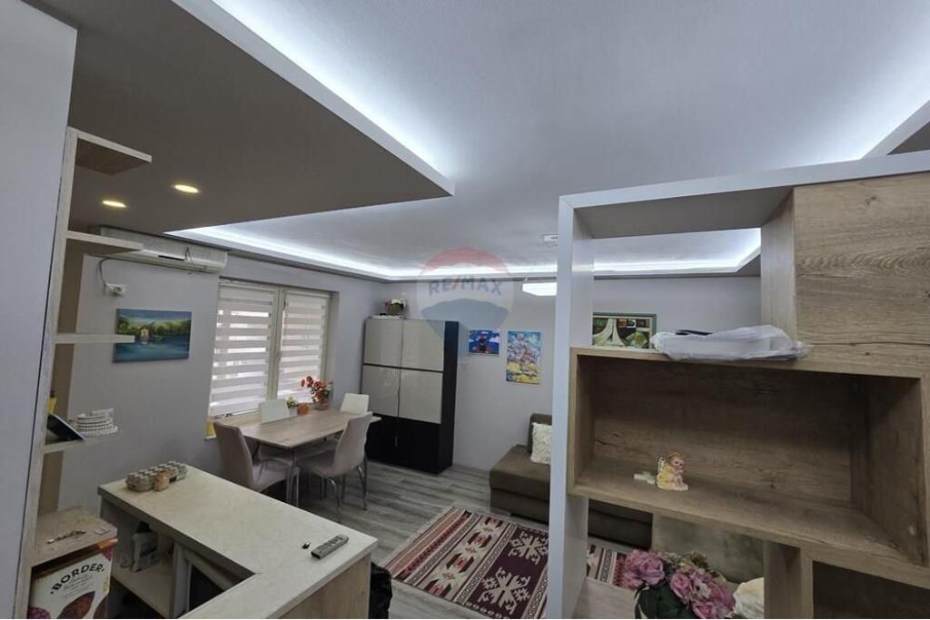 Apartment 2+1 for rent Elbasan Street