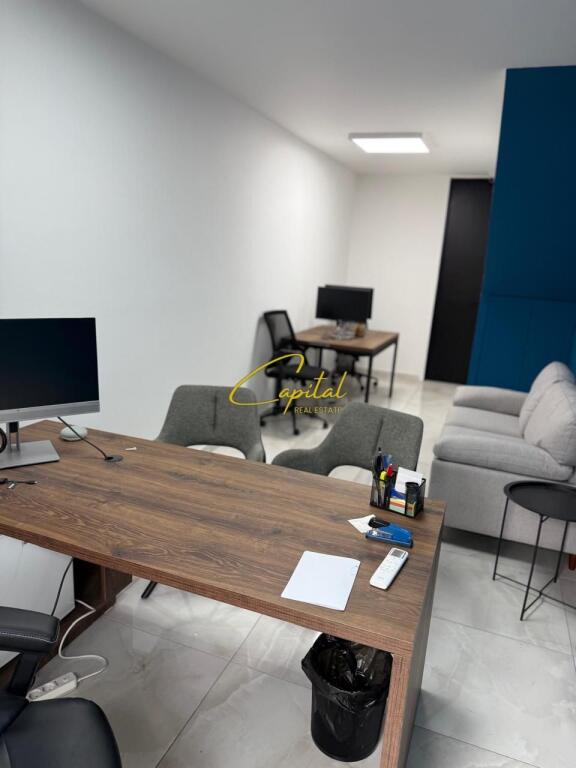 OFFICE FOR RENT 28 M2 MYSLYM SHYRI 530 EURO