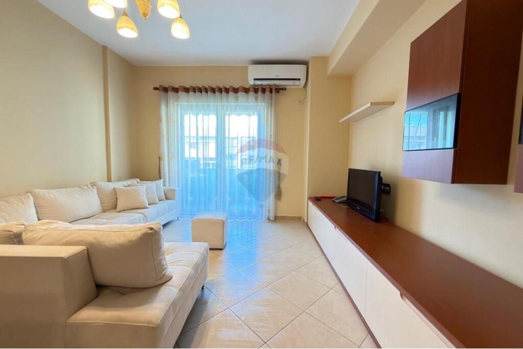 APARTAMENT 2+1 PER QIRA TEK ZOGU I ZI