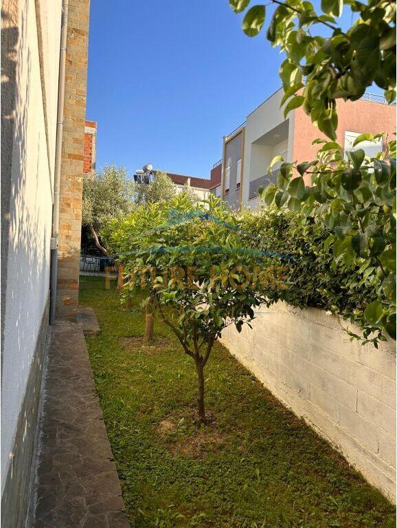 VILLA IN AFFITTO, COMPLESSO COLOMBO, TEG