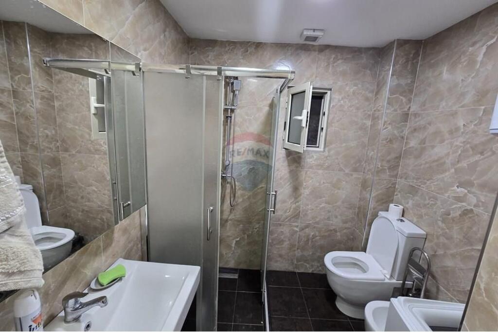 Apartament - Për Qira - Ambasada Amerikane