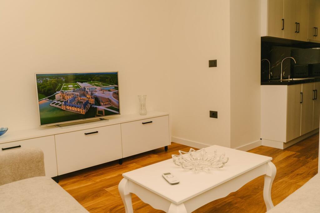 🏡 APARTMENT FOR RENT – BLOCK