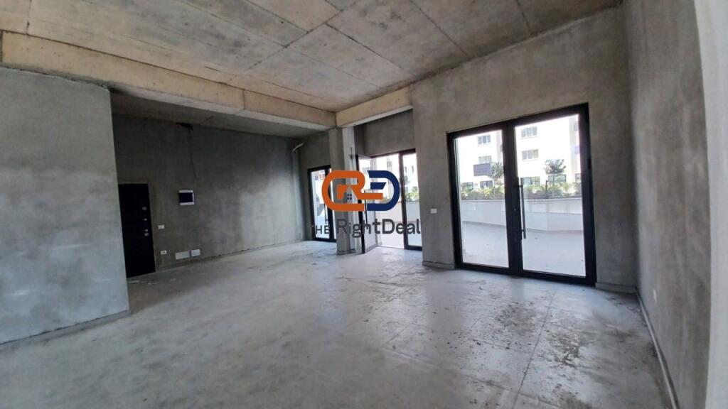 At River Residence, Business Unit For Rent, With Regular Floor Plan And Glass Facade!!!
