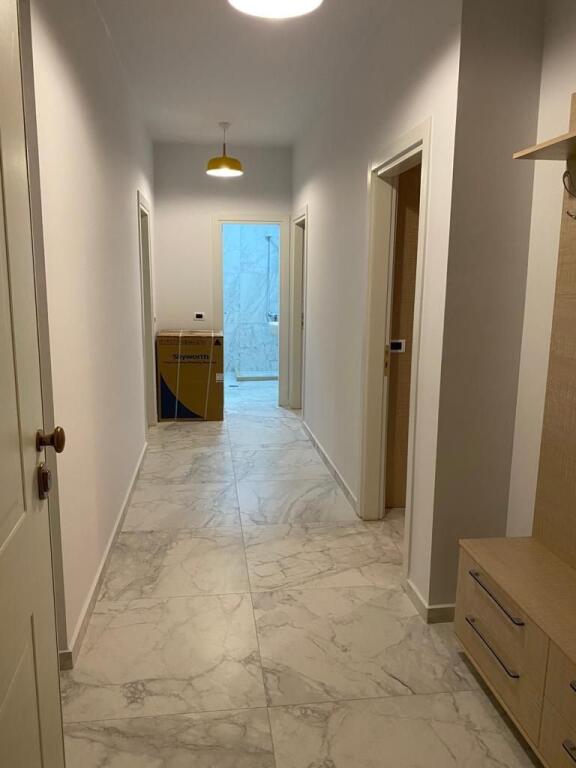 JEPET ME QERA APARTAMENT 2+1, LUNGOMARE ME PAMJE DETI