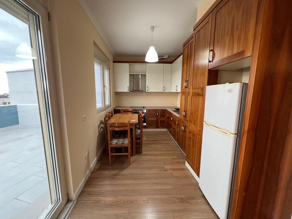Penthouse me qera 2+1+2 Fresk,Prane kompleksit Rafaelo