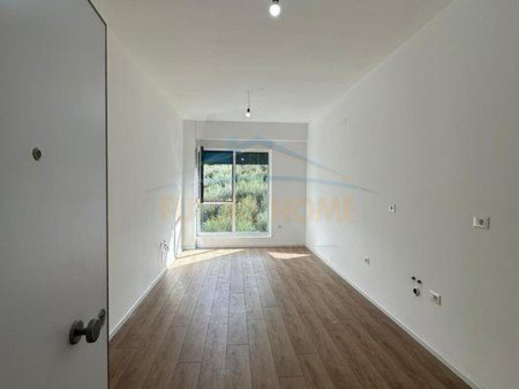In vendita, Appartamento 1+1, OXA, Fresku, Tirana
