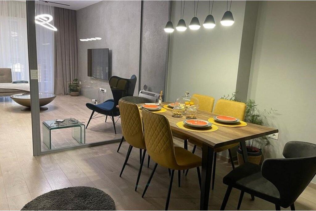 FOR SALE 2+1 APARTMENT NEAR THE DRY LAKE