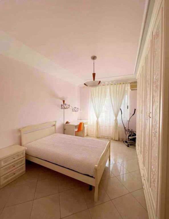 APARTMENT 3+1 + PARKING FOR RENT IN THE BLOCK