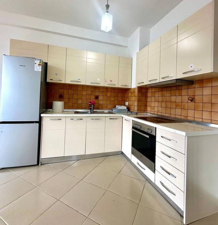APPARTAMENTO 3+1+2 PER UFFICIO O RESIDENZA VICINO AL COMPLESSO HALILI.