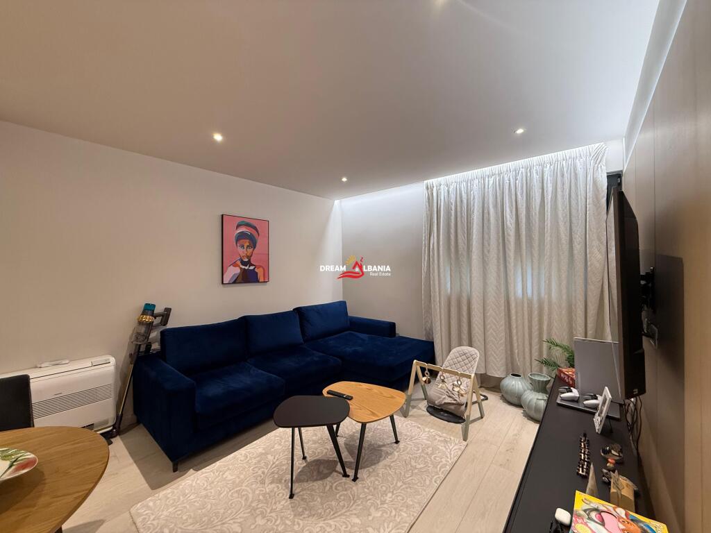 Affittasi appartamento 1+1 in via Perlat Rexhepi vicino alla Presidenza (ID 42111329)
