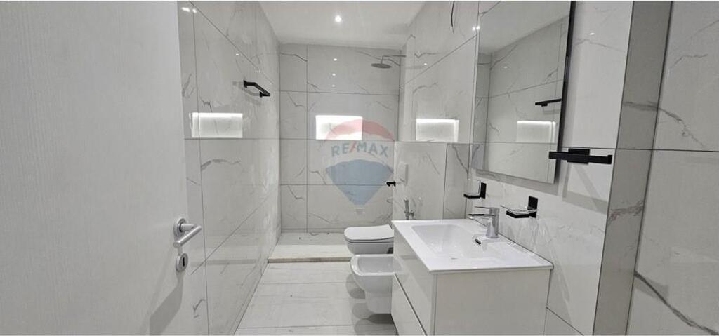 Apartment (2+1) for sale Elbasan Street
