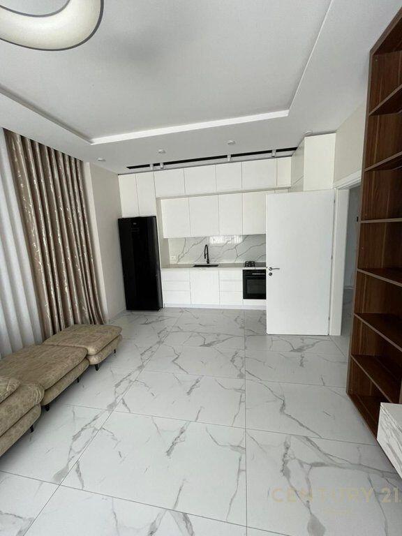 Shitet Apartament 2+1+2 ne Kamez!