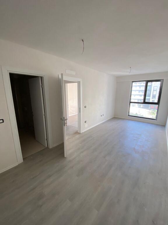 Aviation field, Garden Turdiu residence, 3+1+2wc for sale