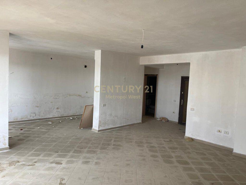 Apartment 2+1 with Veranda for Sale, in Fresk 150,000 €