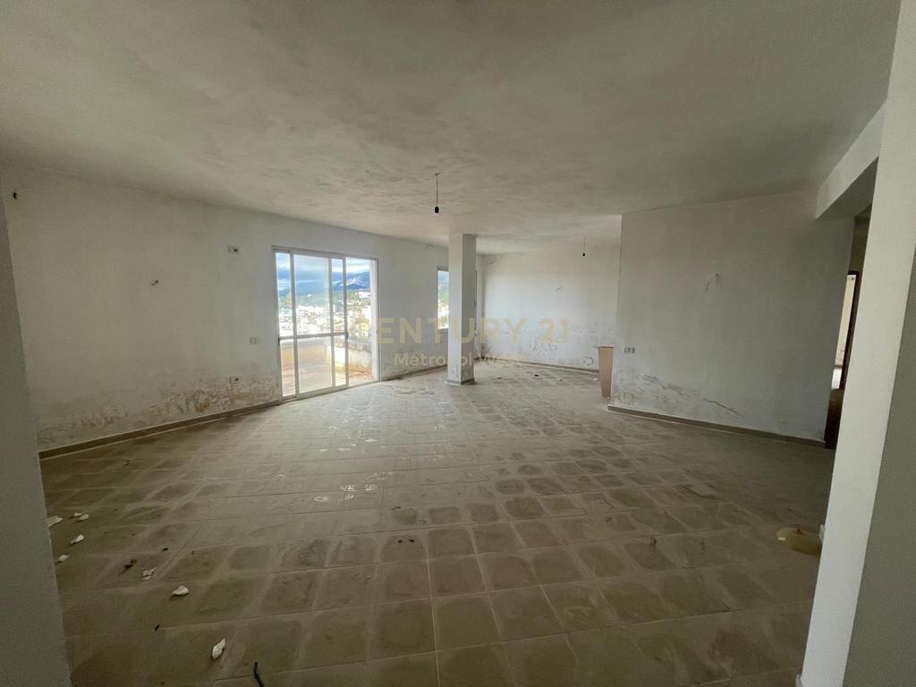 Apartment 2+1 with Veranda for Sale, in Fresk 150,000 €