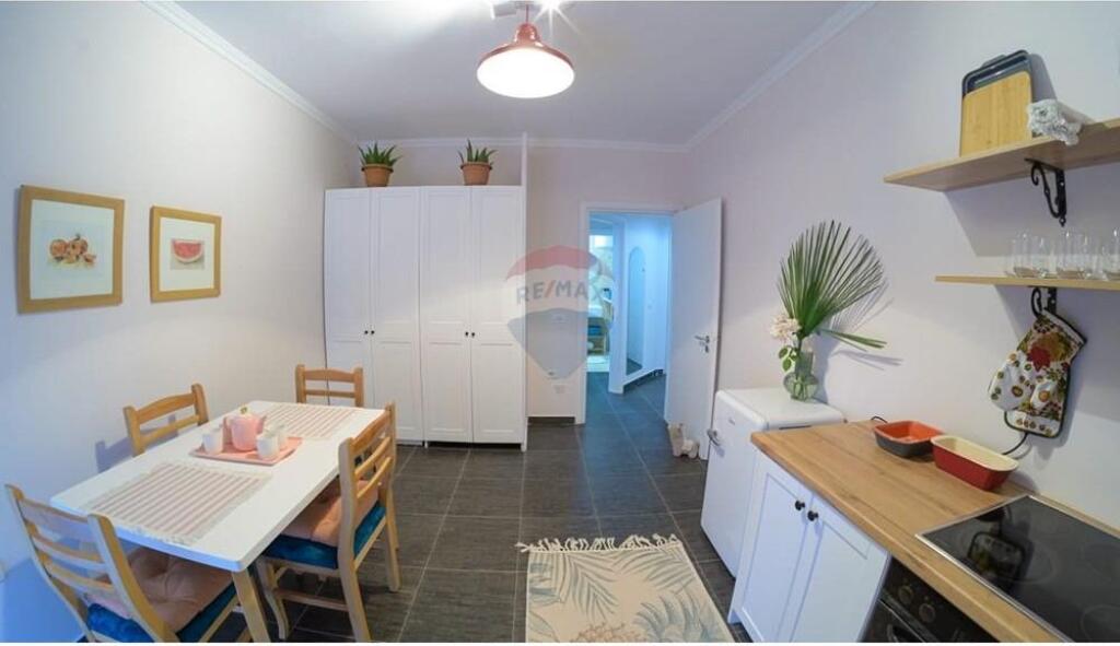 Apartament 2+1+2 me qira ne qender!