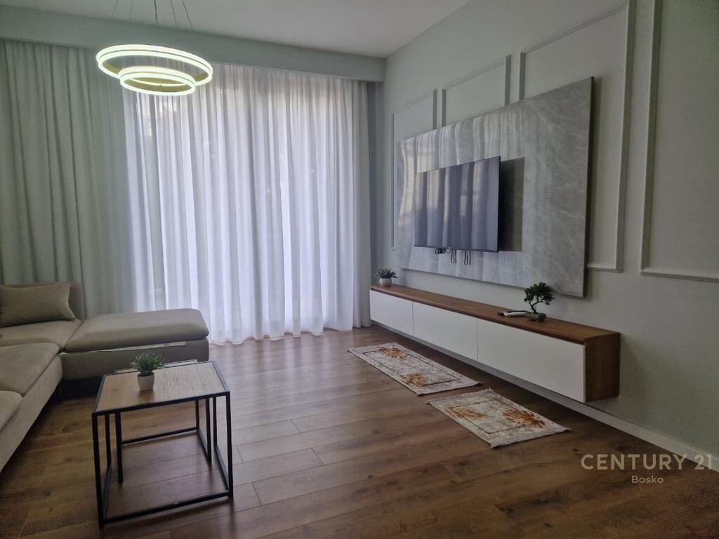 Apartament 1+1 per shitje tek Pazari i Ri