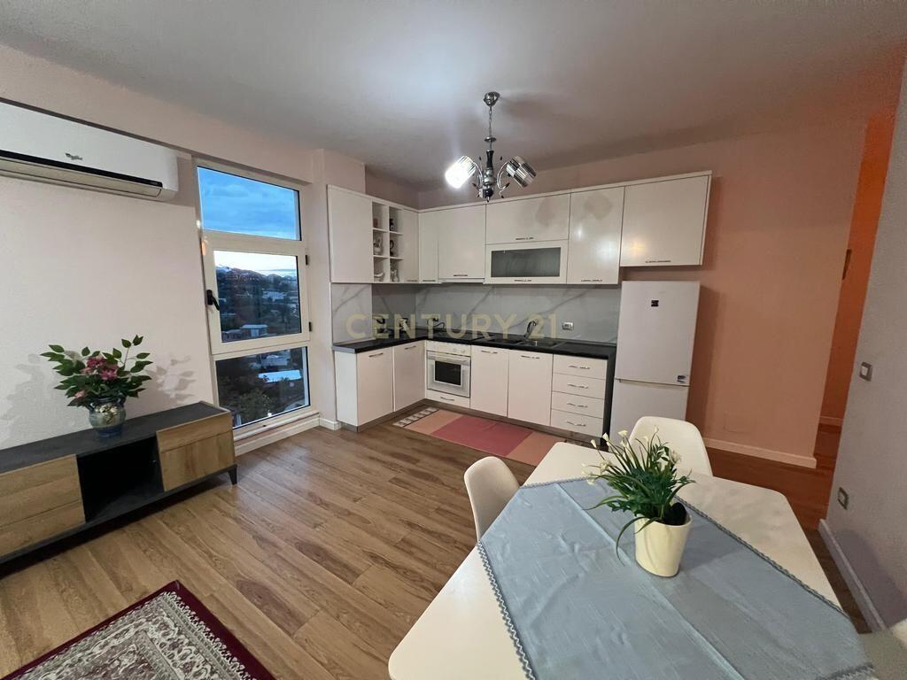 FOR RENT 2+1 APARTMENT IN VILA ZOGUT, SEA VIEW !
