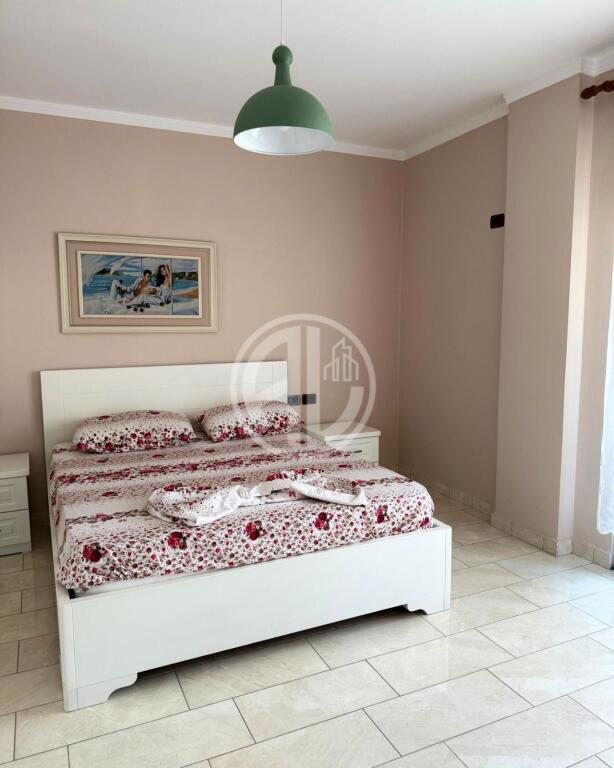 Apartament per Qira