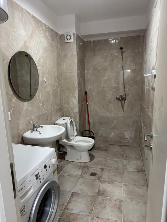 🏠 Jepet me Qera Super Apartament 2+1 ne 5 Maji