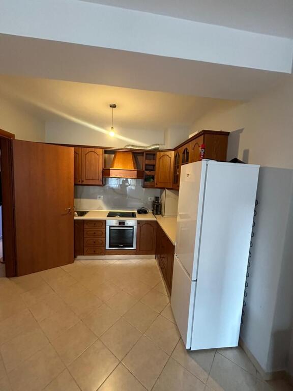 🏡 APARTAMENT 2+1 ME QIRA – KOMUNA E PARISIT