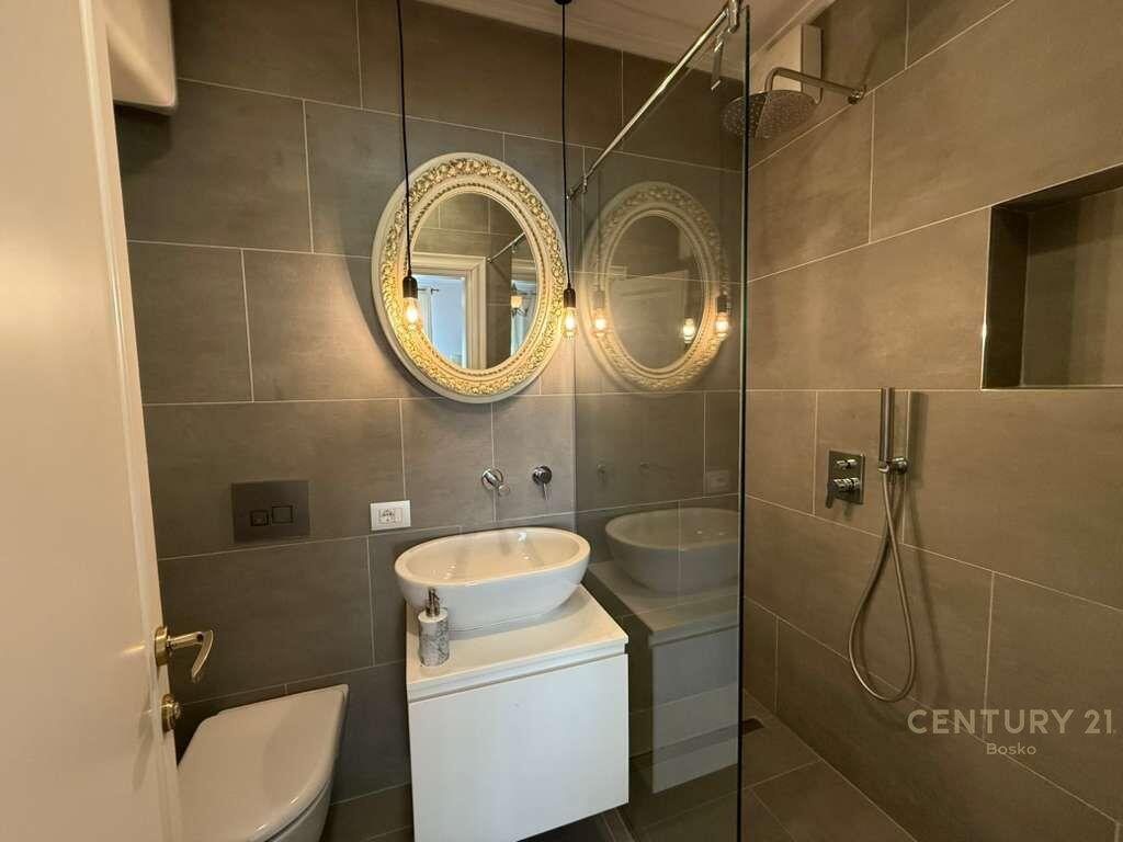 Apartment 3+1 for sale in the heart of Blloku